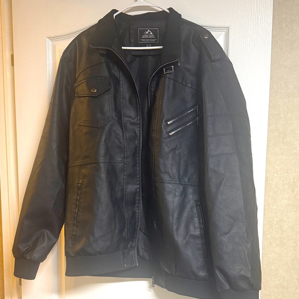 Men’s Leather Jacket